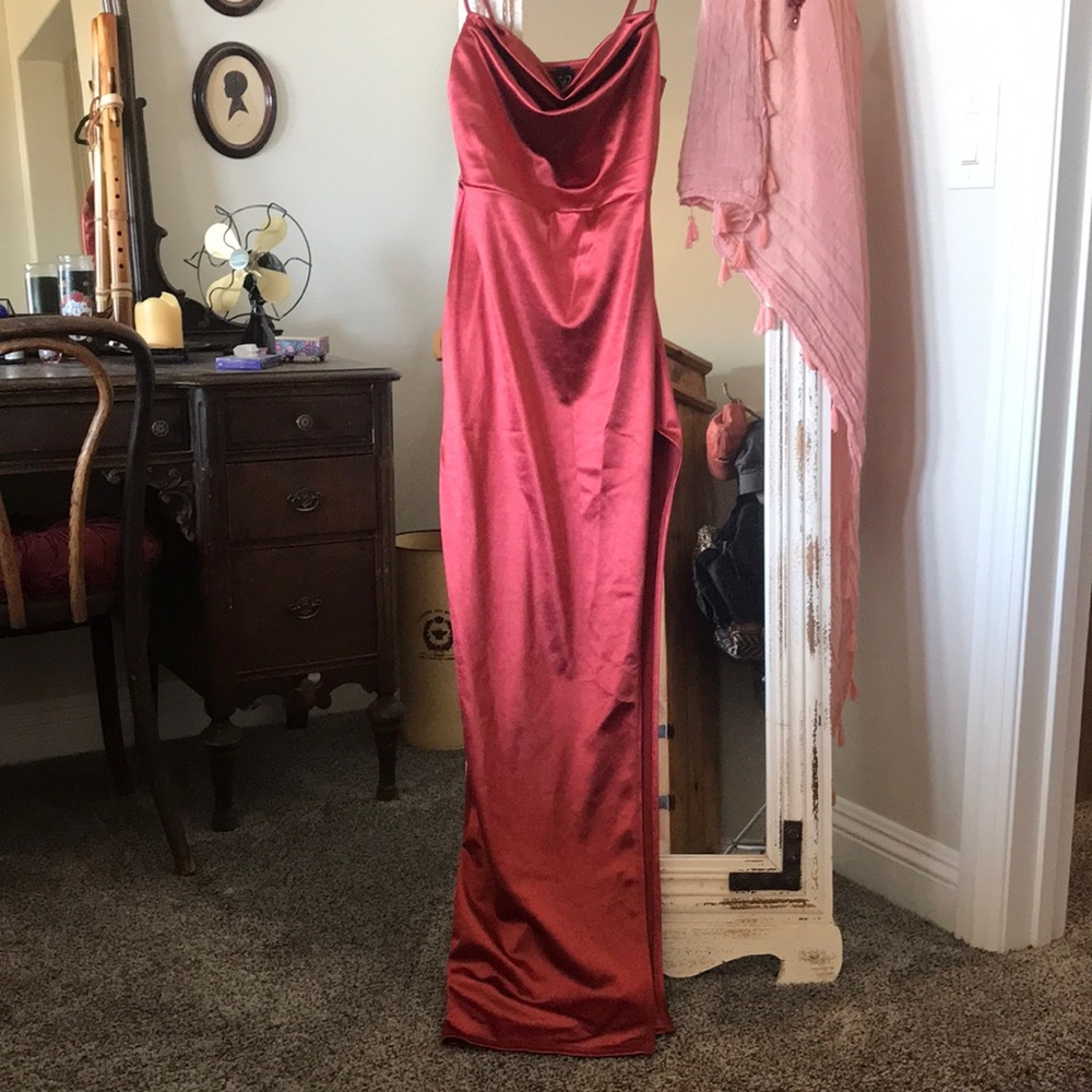 Women’s Size Small Rust Color Windsor High Slit Satin Special Occasion Dress.